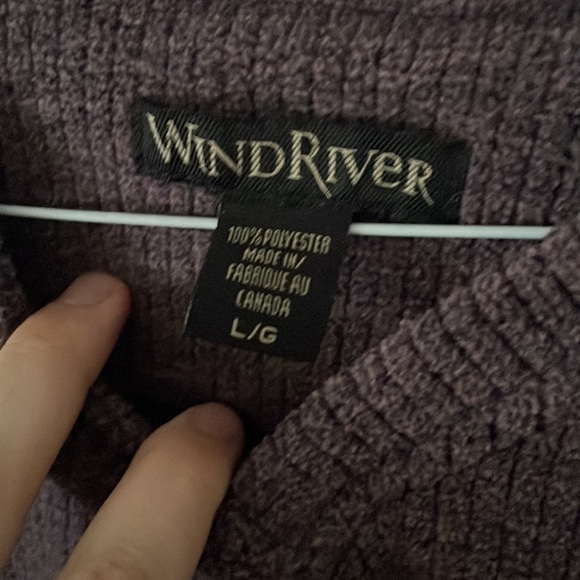 Wind River Heavy Vneck Sweater - Picture 2 of 2